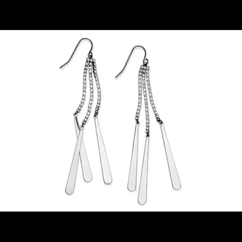 NWT Premier Designs Silver Olivia Earrings #1